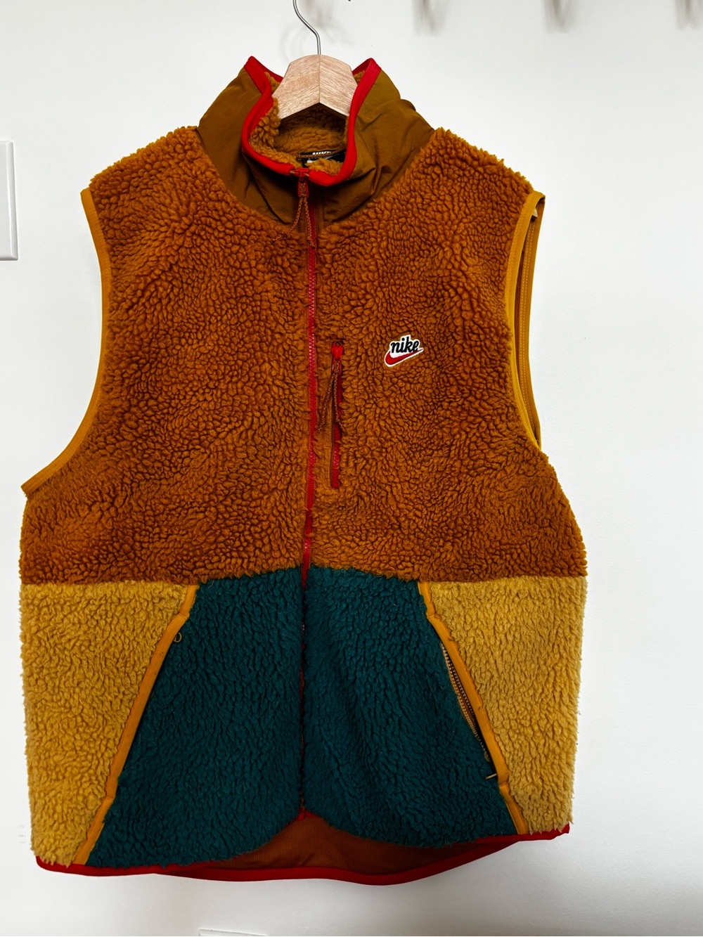 Nike ACG Vest